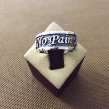 Серебряное кольцо No Pain No Gain