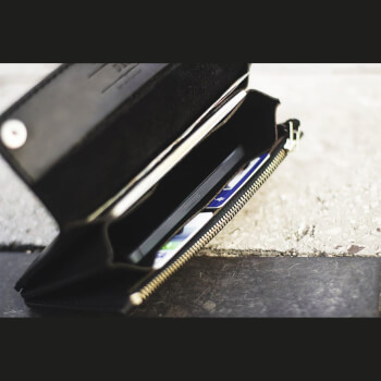 Компактная барсетка из натуральной кожи