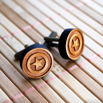 Круглые деревянные запонки Star