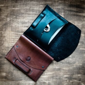 Кожаная сумка для документов / планшета